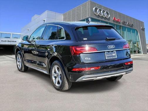 2023 Audi Q5 Premium 40 TFSI quattro S tronic