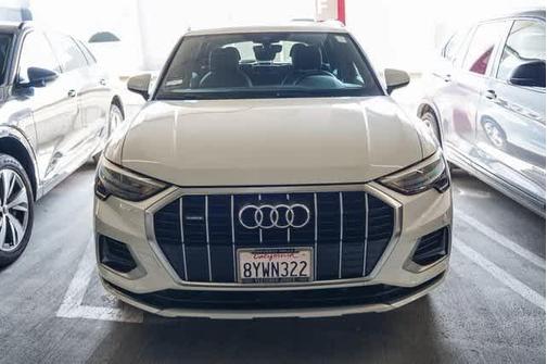 2022 Audi Q3 Premium 40 TFSI quattro Tiptronic