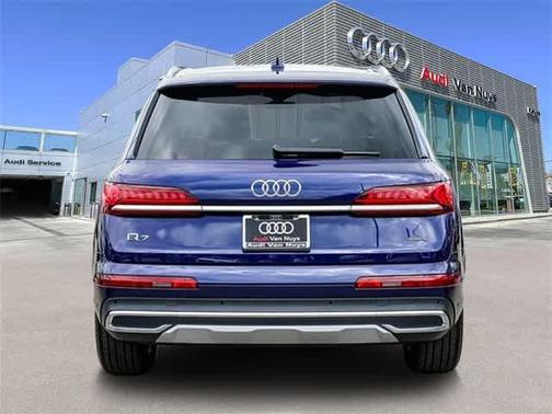 2024 Audi Q7 Premium 45 TFSI quattro Tiptronic