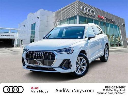 2024 Audi Q3 Premium 45 TFSI S line quattro Tiptronic