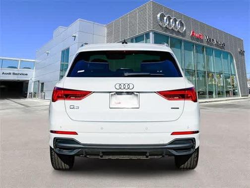 2024 Audi Q3 Premium 45 TFSI S line quattro Tiptronic