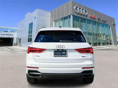 2024 Audi Q3 Premium Plus 45 TFSI S line quattro Tiptronic