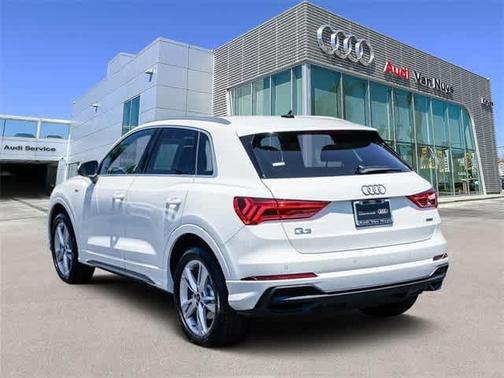 2024 Audi Q3 Premium Plus 45 TFSI S line quattro Tiptronic