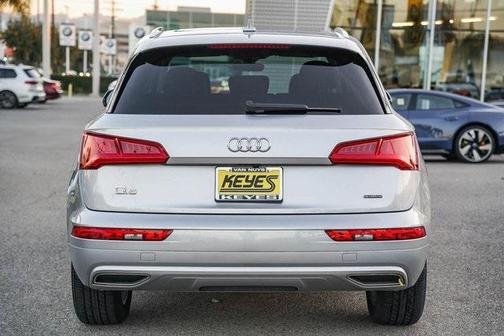 Photo 3 of 25 of 2019 Audi Q5 2.0T Premium