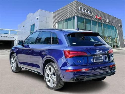 2025 Audi Q5 Premium 45 TFSI S line quattro