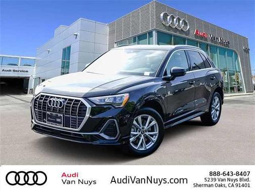 2022 Audi Q3 Premium 45 TFSI S line quattro Tiptronic
