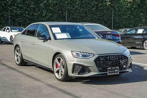 2023 Audi A4 Premium Plus 45 TFSI S line quattro S tronic