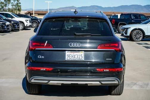 2023 Audi Q5 Premium 40 TFSI quattro S tronic