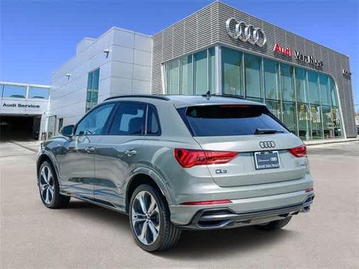2022 Audi Q3 Premium Plus 45 TFSI S line quattro Tiptronic