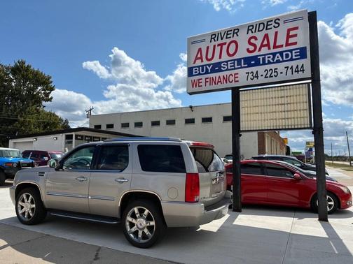 2009 Cadillac Escalade Base