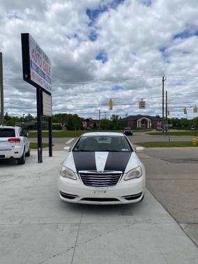 2011 Chrysler 200 Touring