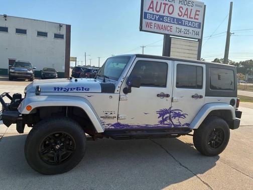 2011 Jeep Wrangler Unlimited Sahara