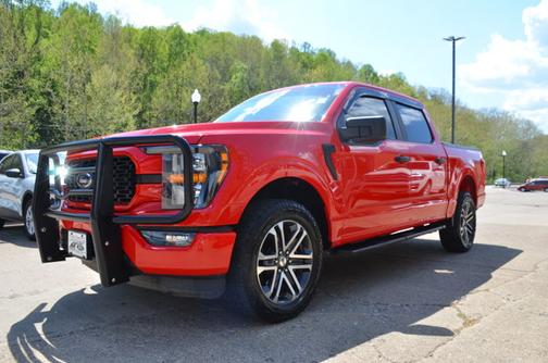 RACE RED 2023 Ford F-150 XL