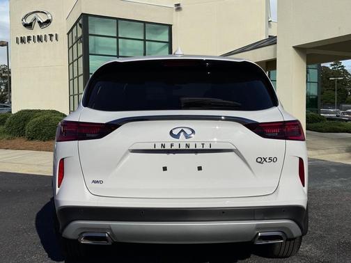 2025 INFINITI QX50 Pure