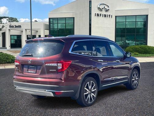 2022 Honda Pilot Touring 7-Passenger