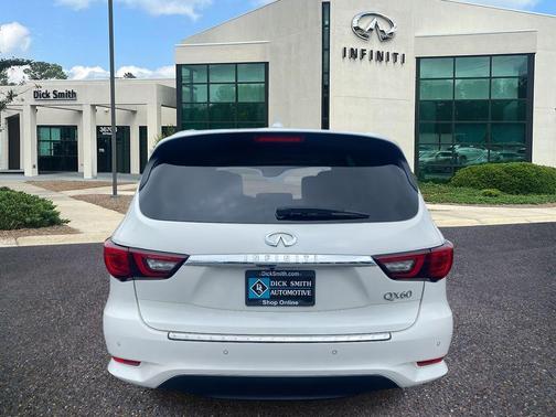 2018 INFINITI QX60 Base