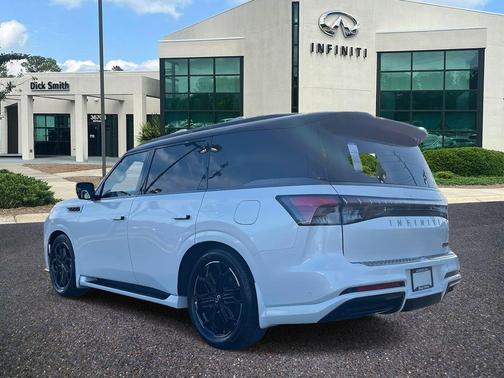 2026 INFINITI QX80 SPORT