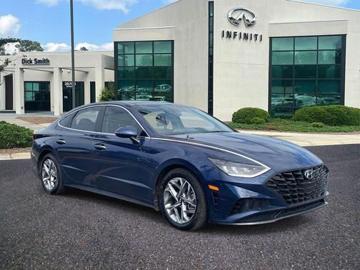 2022 Hyundai SONATA SEL