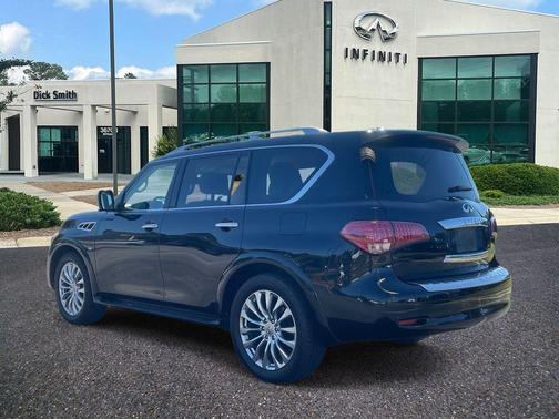 2017 INFINITI QX80 Base