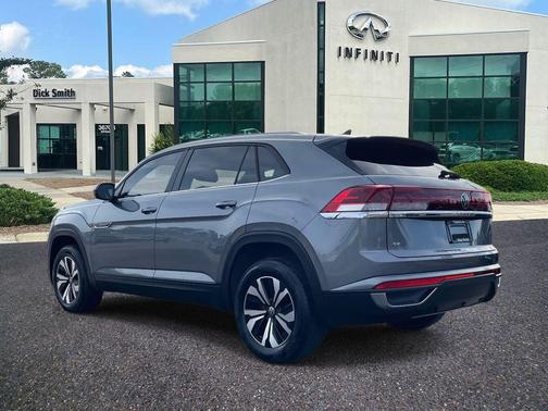 2024 Volkswagen Atlas Cross Sport 2.0T SE