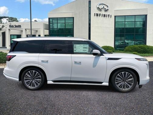 2025 INFINITI QX80 Luxe