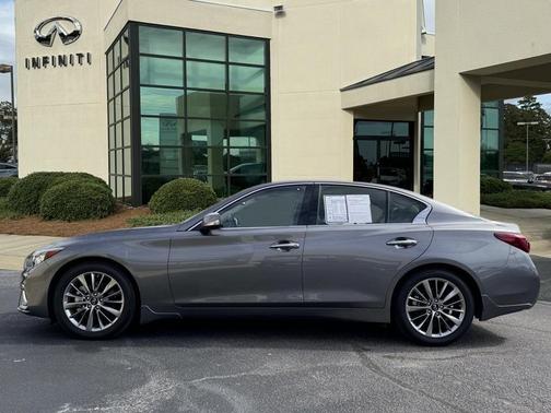 2024 INFINITI Q50 LUXE