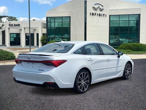 2021 Toyota Avalon Touring