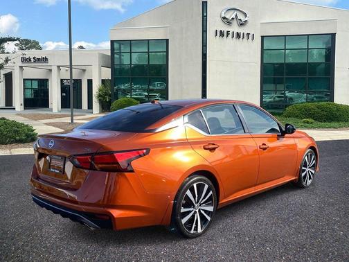 2020 Nissan Altima 2.5 SR