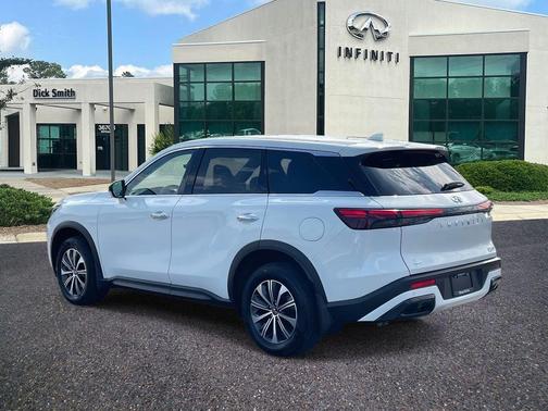 2025 INFINITI QX60 Pure