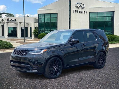 2023 Land Rover Discovery P300 R-Dynamic S