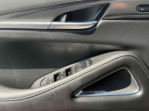 2022 INFINITI QX60 Luxe