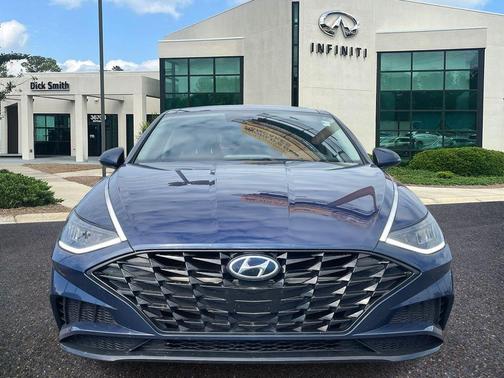 2022 Hyundai SONATA SEL