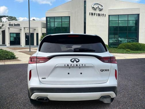 2024 INFINITI QX50 SPORT
