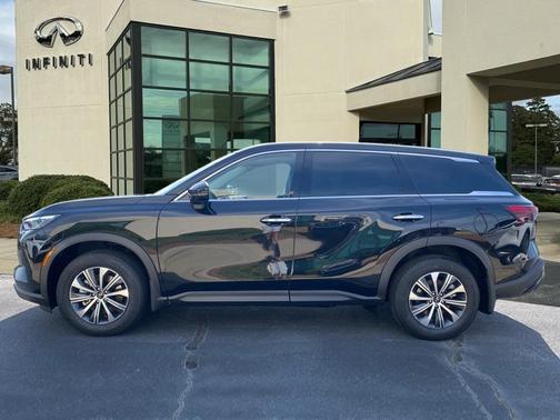2025 INFINITI QX60 Pure