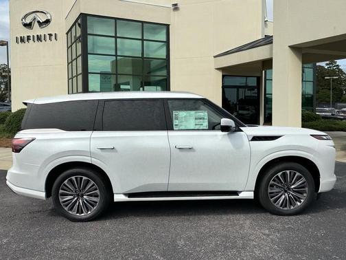 2025 INFINITI QX80 SENSORY