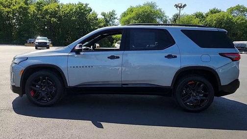 Sterling Gray Metallic 2023 Chevrolet Traverse Premier