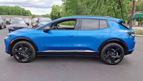 2025 Chevrolet Equinox EV RS