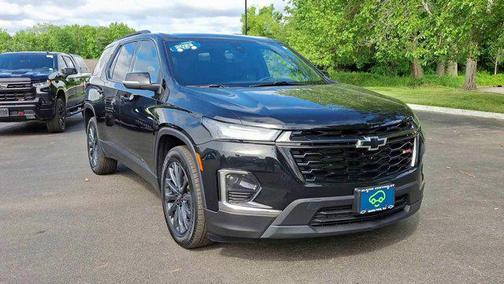 Mosaic Black Metallic 2023 Chevrolet Traverse RS