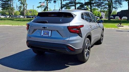 Sterling Gray Metallic 2026 Chevrolet Trax FWD 1RS