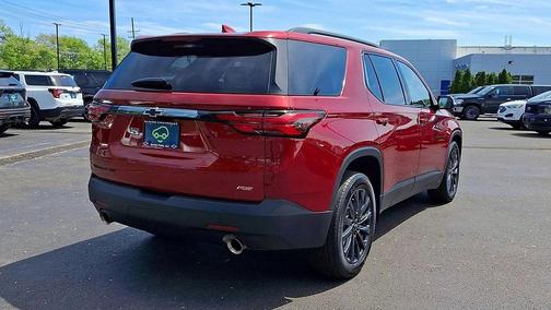 Radiant Red Tintcoat 2023 Chevrolet Traverse RS