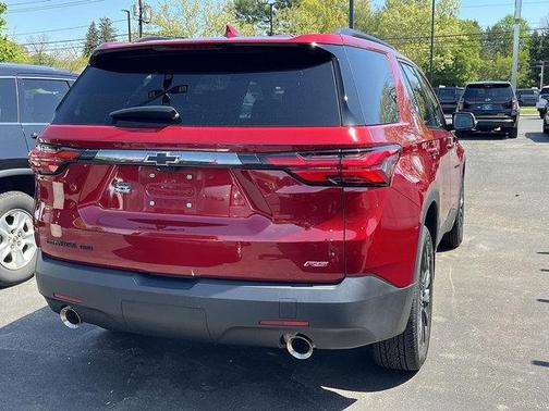 Radiant Red Tintcoat 2023 Chevrolet Traverse RS