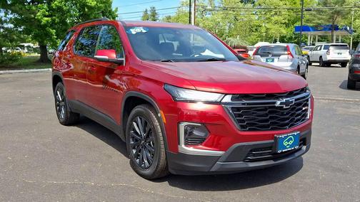 Radiant Red Tintcoat 2023 Chevrolet Traverse RS