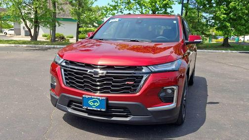 Radiant Red Tintcoat 2023 Chevrolet Traverse RS