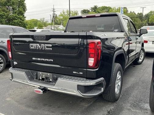 Onyx Black 2021 GMC Sierra 1500 SLE