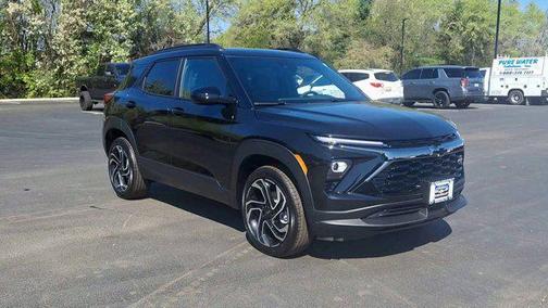 Mosaic Black Metallic 2026 Chevrolet Trailblazer RS