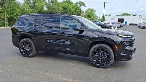 Mosaic Black Metallic 2026 Chevrolet Traverse RS