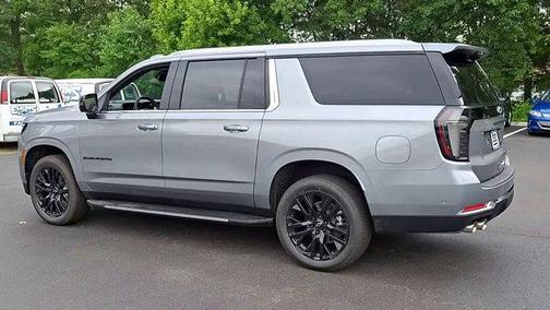 2025 Chevrolet Suburban Premier
