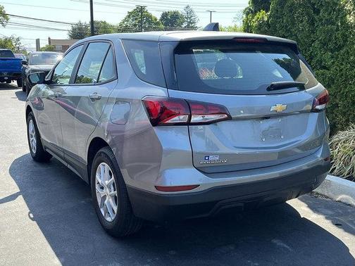 Sterling Gray Metallic 2023 Chevrolet Equinox LS