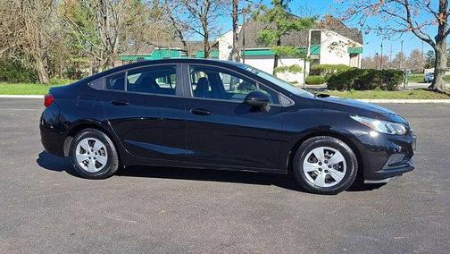 2018 Chevrolet Cruze LS