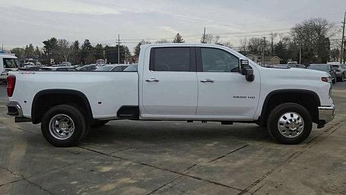2024 Chevrolet Silverado 3500 LTZ